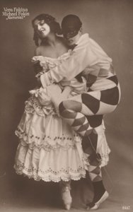Venäläiset balettitanssijat Vera Fokina ja Michel Fokine Carnavalissa, c1910 (m/v kuva) tekijältä Photographer German