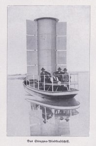 Struzyna, tuulivoimalla toimiva vene, jossa on Flettner-roottori (m/v kuva) tekijältä Photographer German