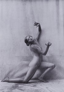 Kaunis keho, fyysinen kulttuuri naisille (s/w valokuva) tekijältä Photographer German