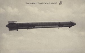 Zeppelin LZ III lennossa (b/w kuva) tekijältä Photographer German