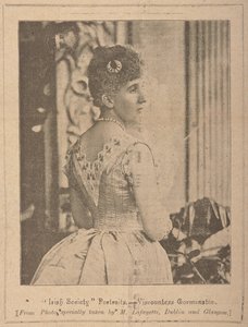 Vikreivitär Gormanston, "Irish Society" [lehti] Voi. VII nro 353, 13. lokakuuta 1894 (sanomalehtipaperi) tekijältä Photographer Irish