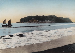 Japani, n. 1912: Enoshiman saari katsottu lähellä Kamakuraa (kuva) tekijältä Photographer Japanese
