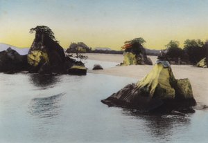 Japani, n. 1912: Matsushima, sisämerellä yksi kolmesta Japanin tunnetuista kohtauksista (kuva) tekijältä Photographer Japanese