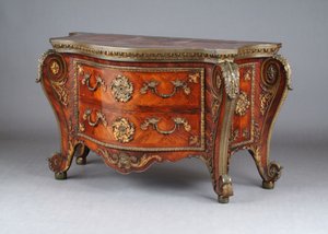 Lipasto, n. 1760-75 (ruusupuu ja kullattu pronssi) tekijältä Pierre Langlois