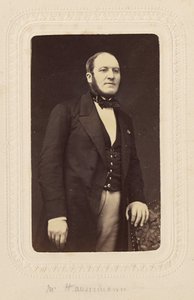  tekijältä Pierre Petit