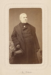  tekijältä Pierre Petit