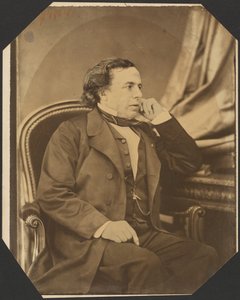  tekijältä Pierre Petit