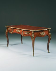 Louis XV litteä työpöytä
