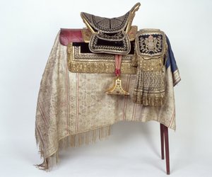 Adam Kazimierz Czartoryskin (1734-1823) satula Galician kaartin komentaja, 1782-83 (puu, nahka, sametti hopealla ja kullalla)