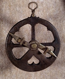 Mittauslaite: 1500-luvun portugalilainen meriastrolabi. Oxford. Yliopisto