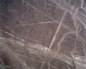 Ilmakuva Nazca Linesista (valokuvaus tekijältä Prehistoric Prehistoric