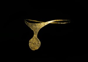 Esihistoriallinen taide, pronssikausi. "" El Argarin" kulttuuri". Diademe "Caravaca tai Cehegin"" kultaa. Madridin arkeologinen museo, Espanja tekijältä Prehistoric Prehistoric