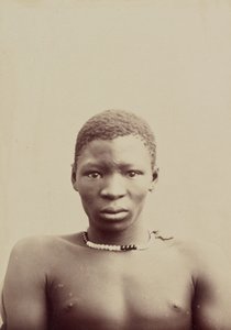 huhtikuu Paljon, 16 ans - Hottentotti