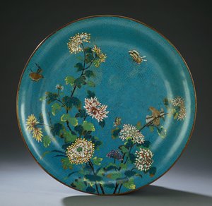 Suuri cloisonne emaliastia, 1700-luvun lopulla