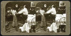 American Stereoscopic Companyn julkaisema stereoskooppinen kortti, joka kuvaa naista, joka on sidottu korsettiin tekijältä R.Y Young