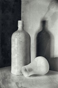 Vintage-pullojen asetelma tekijältä Raffaele Corte