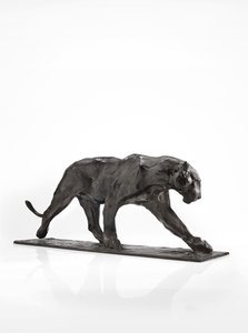 Pantteri kävelee, takajalka kohotettuna, n.1904 (patinoitu pronssi)