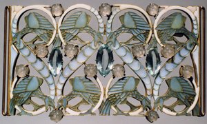 Muistolaatta, 1800-luvun loppu tekijältä Rene Jules Lalique