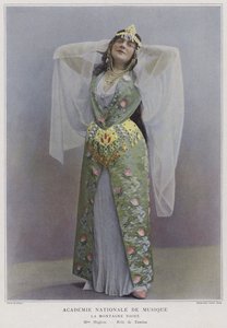 Meyriane Heglon Yaminana La Montagne Noiressa (värillinen kuva)