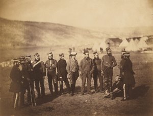 Majuri Burton ja 5. kaartin rakuunarykmentin upseerit tekijältä Roger Fenton