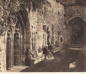 The Cloisters, Tintern Abbey tekijältä Roger Fenton
