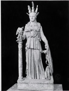 Athena Parthenos, kopio 500-luvun alkuperäisestä Phidiaksen (n. 500–432 eKr.) (marmori) (m/v kuva) tekijältä Roman