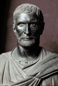 Brutuksen rintakuva (Bruto Capitolino) (Capitolin) - Pronssiveistos, 300 eKr., halkaisija 79 cm - Rooma, Musei Capitolini, Palazzo dei Conservatori, Sala dei Trionfi - Lucius Junius Brutuksen rintakuva, joka tunnetaan nimellä Capitoline Brutus - Pronssinen