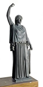 Tanssija (pronssipatsas tekijältä Roman