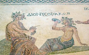 Dionysos neuvoo nymfi Akmea, Dionysoksen talo, Pafos, Kypros (mosaiikki) tekijältä Roman