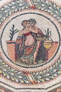 Eros ja Psyche. 3.-4. vuosisata. Casalen roomalainen huvila, Sisilia (mosaiikki). tekijältä Roman