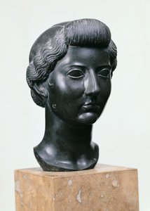 Livian pää (n. 55 eKr.-29 jKr) (basaltti) tekijältä Roman