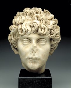 Roomalaisen nuoren pää, n. 140-170 jKr (marmori) tekijältä Roman