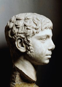 Elagabalin tai Heliogabaluksen marmoripää (Marcus Aurelius Antoninus tai Heliogabalus) (204-222 jKr) - Rooma, Musei Capitolini - Keisari Elagabaluksen (204-222) pää, joka tunnetaan myös nimellä Heliogabalus (Varius Avitus Bassianus) - Marmoriveistos - Muse tekijältä Roman