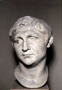 Pompeius Suuren muotokuva (marmoriveistos) tekijältä Roman