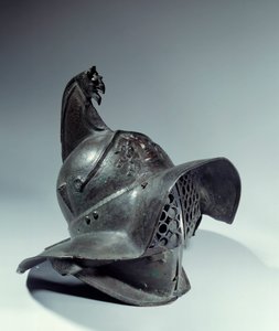 Roomalainen antiikki: Gladiaattorikypärää käytetään taisteluissa. Etsi Pompei. Pariisi, Musee du Louvre tekijältä Roman