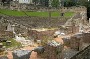 Roomalainen taide: näkymä roomalaiseen teatteriin (1. eKr.), Trieste Italia (kuva) tekijältä Roman