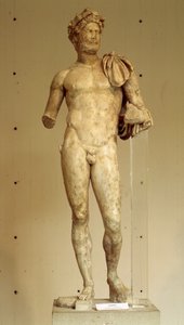 Keisari Hadrianuksen (Adrien) patsas - Vaison-la-Romainen arkeologinen museo, 2. vuosisata tekijältä Roman