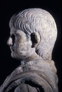 Nuoren Neron togaate-patsas, sivukuva päästä, noin 50 jKr (marmori) (140378:n yksityiskohta) tekijältä Roman