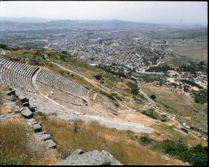 Näkymä teatterista tekijältä Roman