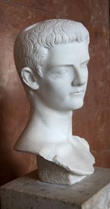 Art Rooma Keisari Caligulan rintakuva (12 - 41 jKr) marmorista Musee du Louvre. tekijältä Roman Roman