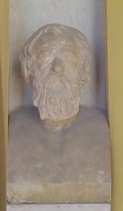Sokrateen rintakuva (marmori) tekijältä Roman Roman