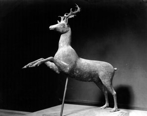 Hirven hahmo (pronssi) tekijältä Roman Roman