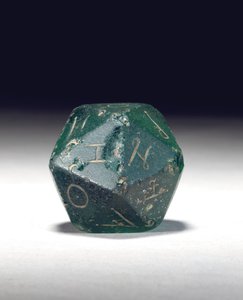 Pelinuppi, noin 2. vuosisadalla jKr. (lasi) tekijältä Roman Roman