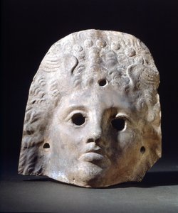 Naamio Rooman aikakauden tragedioihin. Portaiden museo. Milano tekijältä Roman Roman