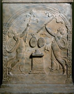 Roomalainen taide: hautausalttari, joka edustaa kahta tanssivaa menadia. Matala helpotus. Rooma, Museo Nazionale Romano tekijältä Roman Roman
