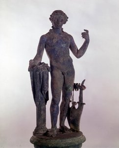 Roomalainen taide: Apollon patsas pronssissa. Rooman antiikin museo Roomassa tekijältä Roman Roman