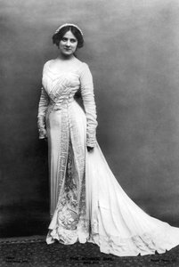 Edna May 1878-1948, yhdysvaltalainen näyttelijä ja laulaja, 1900-luvun alku.