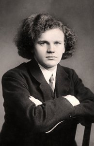 Wilhelm Backhaus 1884-1969, saksalainen pianisti, 1907.