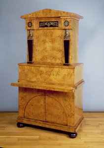 Secretaire Kirjahylly, (karjalankoivua)