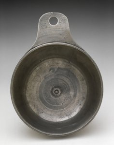 Porringer, c. 1775-1825 (tina) tekijältä Samuel (attr.to) Pennock